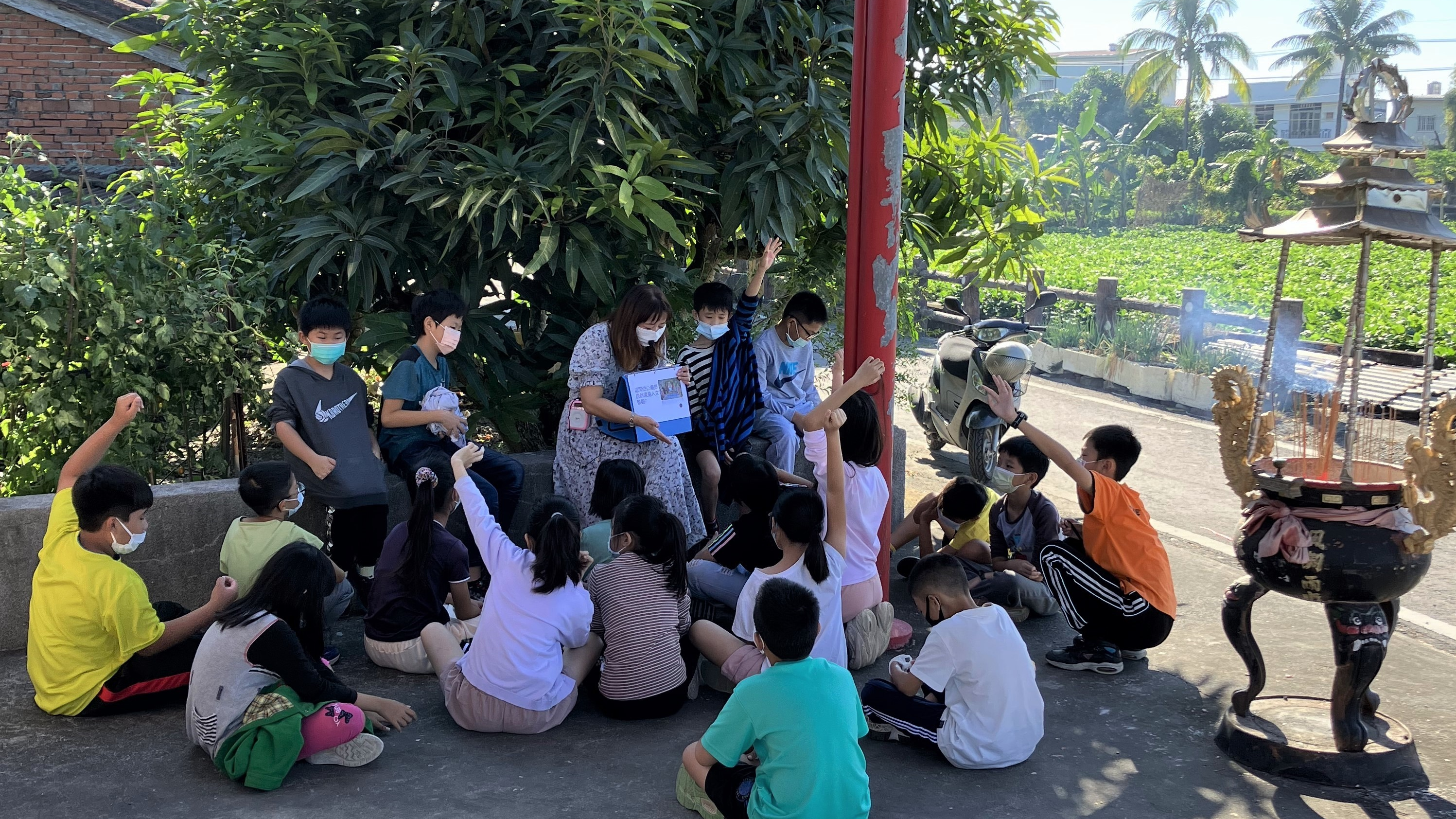 食育教師大賽銀獎得主，高雄市吉東國小教案帶孩子透過傳統飲食，認識客家敬天拜神的伯公文化