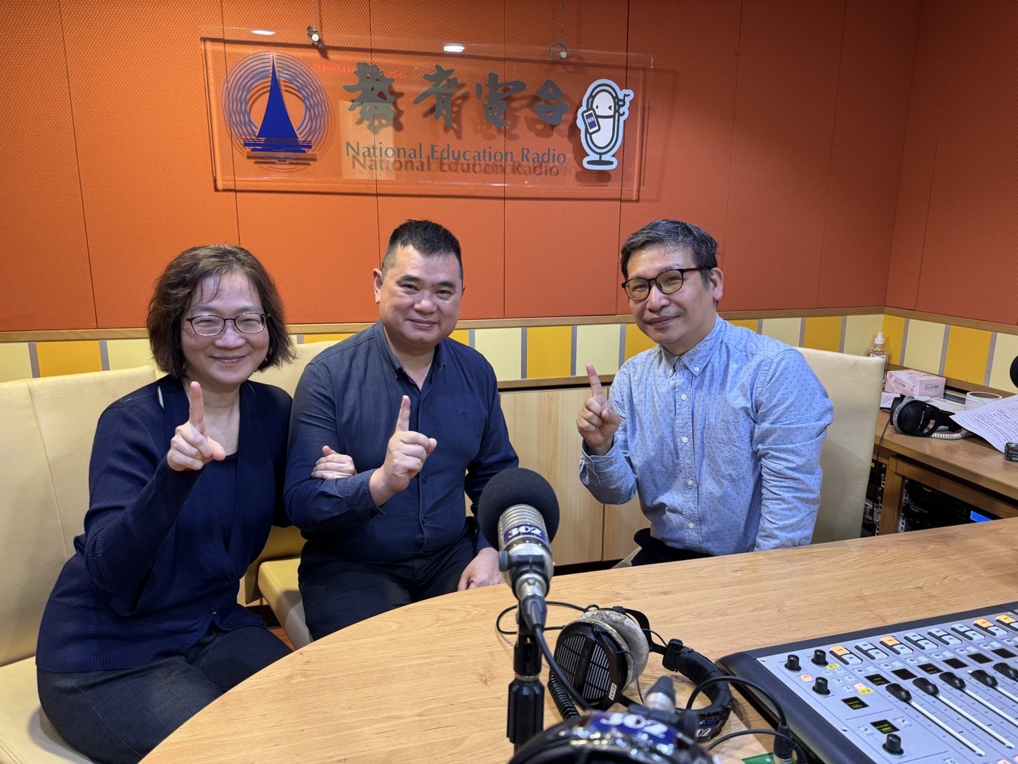 長春禮拜堂孫明華長老+晨曦會陳俊儒副總幹事+主持人白天