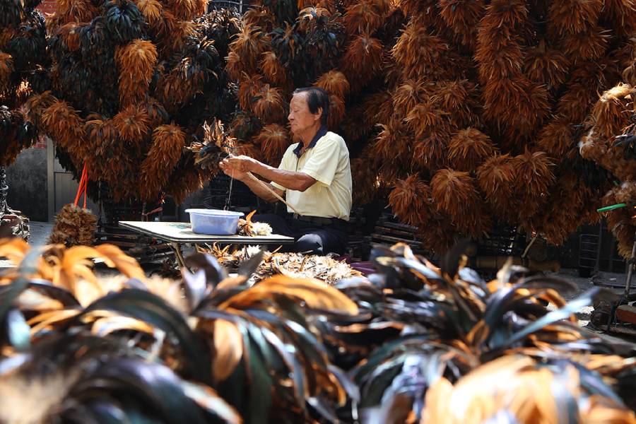 手作雞毛撢子-消失中的手工藝